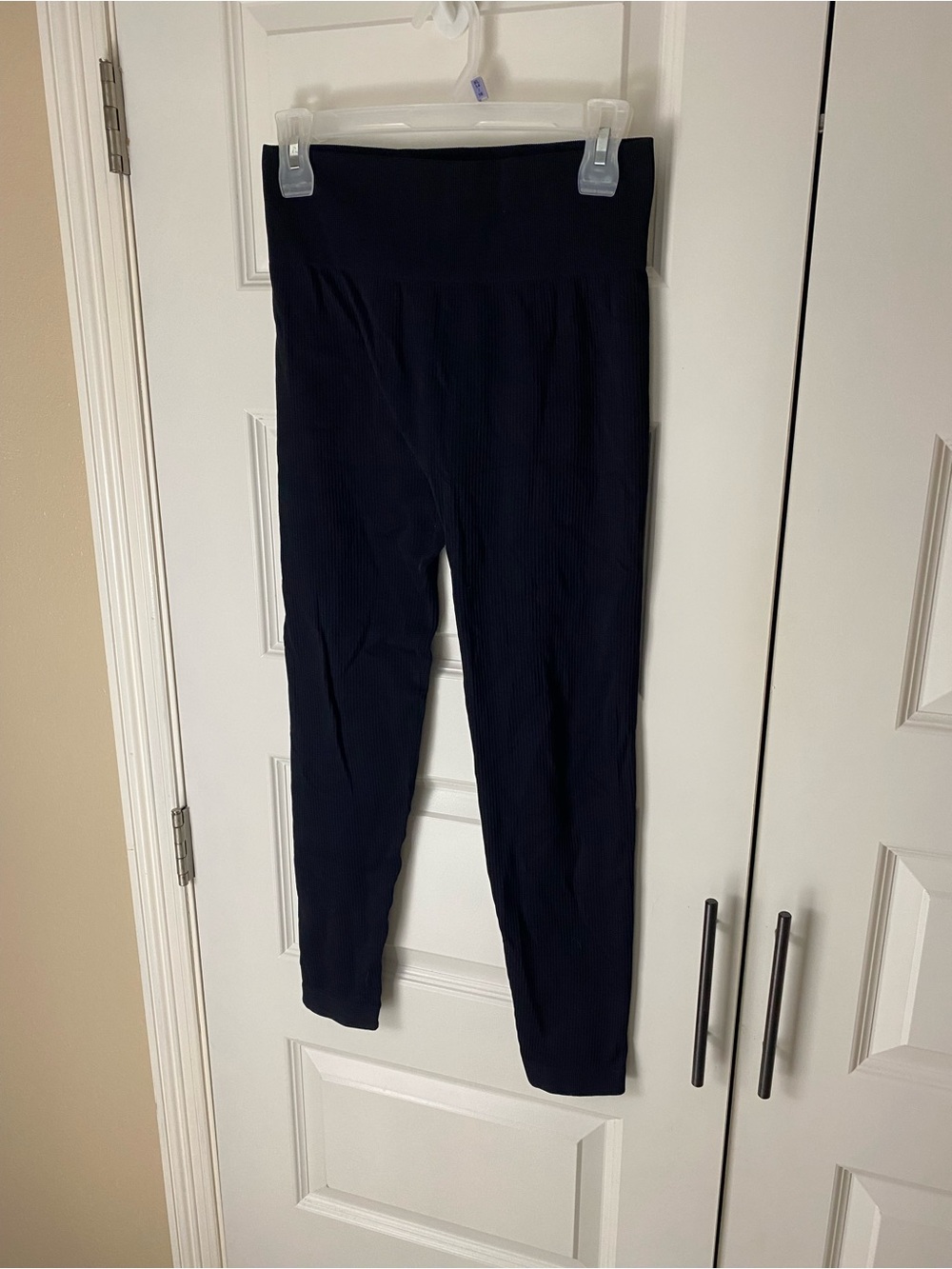High-Waist Black Ribbed Leggings